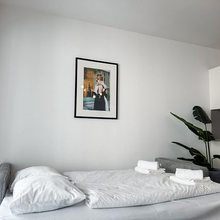 Vienna Hills Living Aparthotel Bagian luar foto