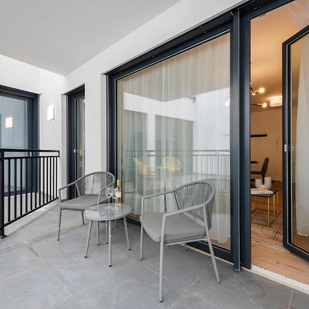Vienna Hills Living Aparthotel Bagian luar foto