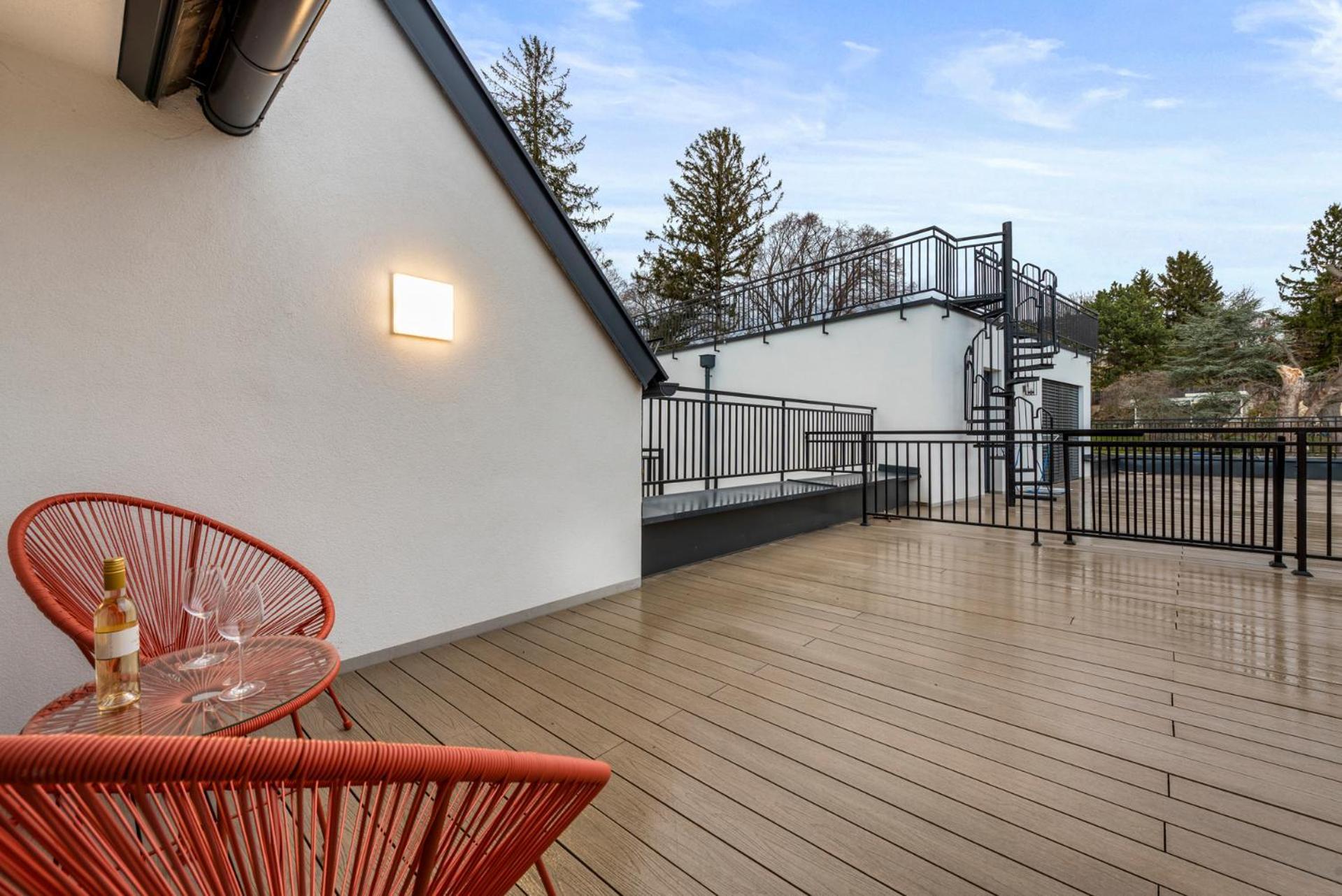 Vienna Hills Living Aparthotel Bagian luar foto