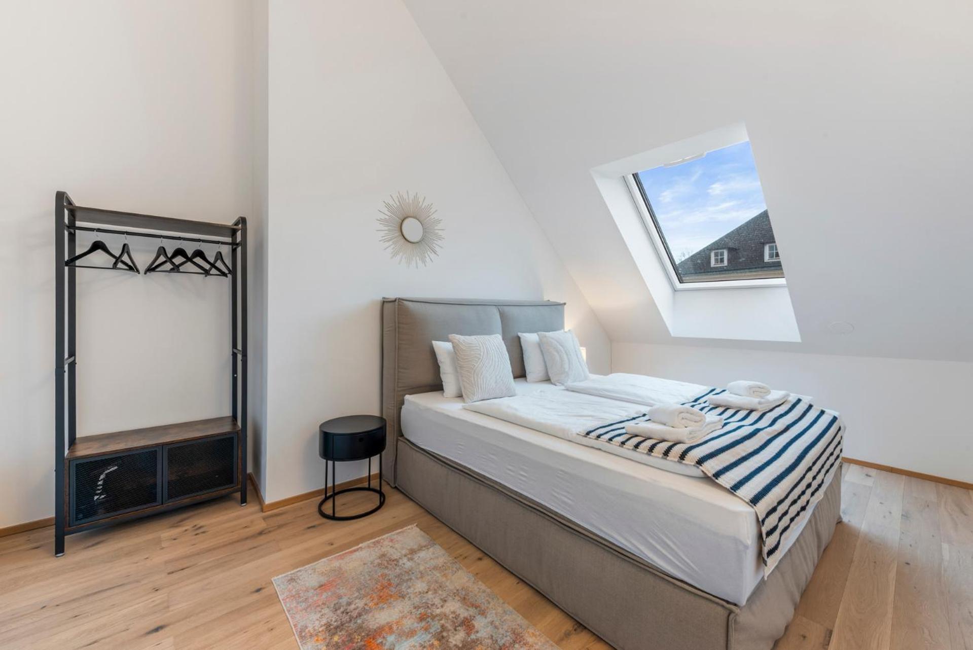 Vienna Hills Living Aparthotel Bagian luar foto