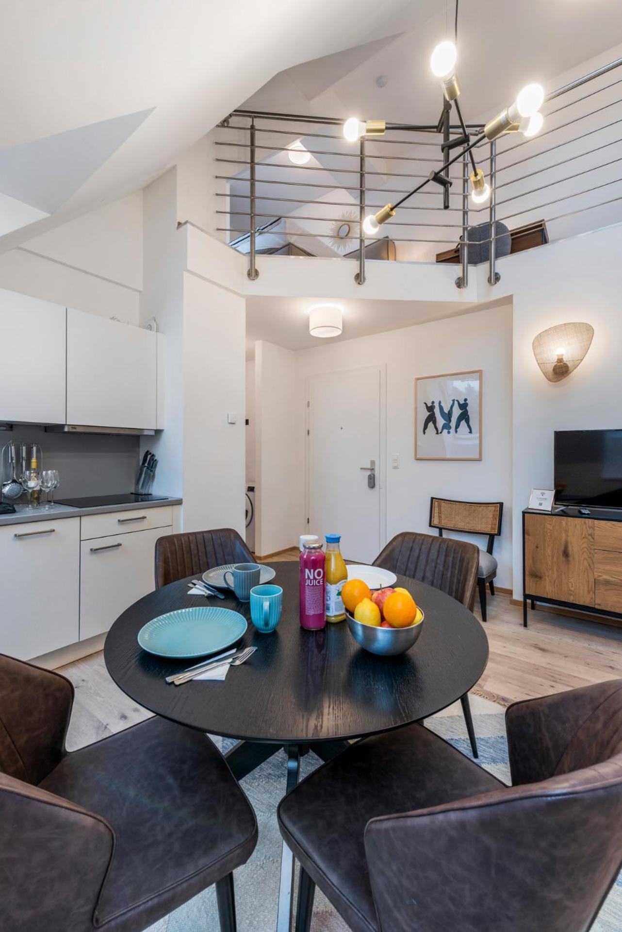Vienna Hills Living Aparthotel Bagian luar foto