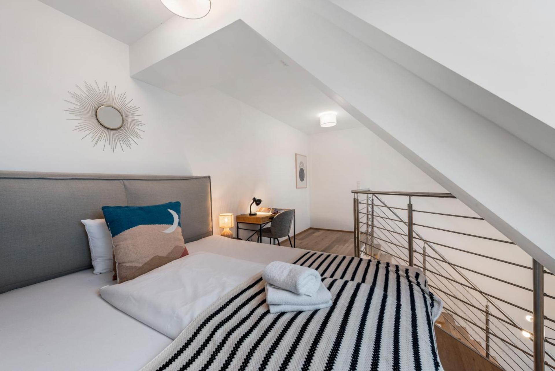 Vienna Hills Living Aparthotel Bagian luar foto